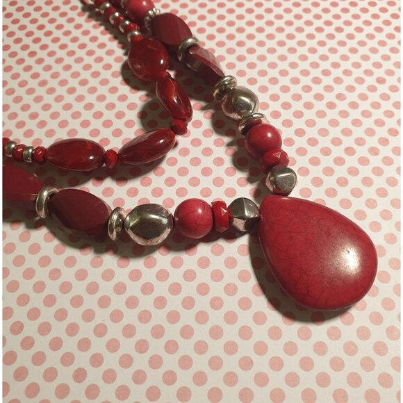 Red Beaded Double Strand Necklace Teardrop Stone Pendant Silver Tone Accents - Picture 2 of 7
